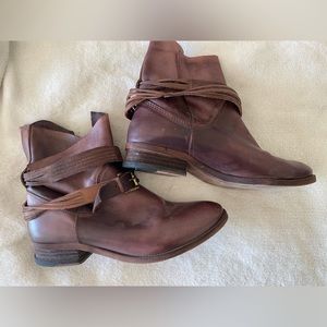 Anthropologie Brown Felmini Wrap Around Buckle Boots